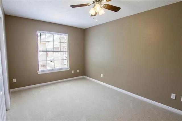 Building Photo - 9401 Blue Jay Way