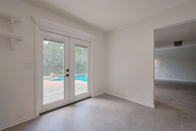 Building Photo - 3 Sandpebble Dr