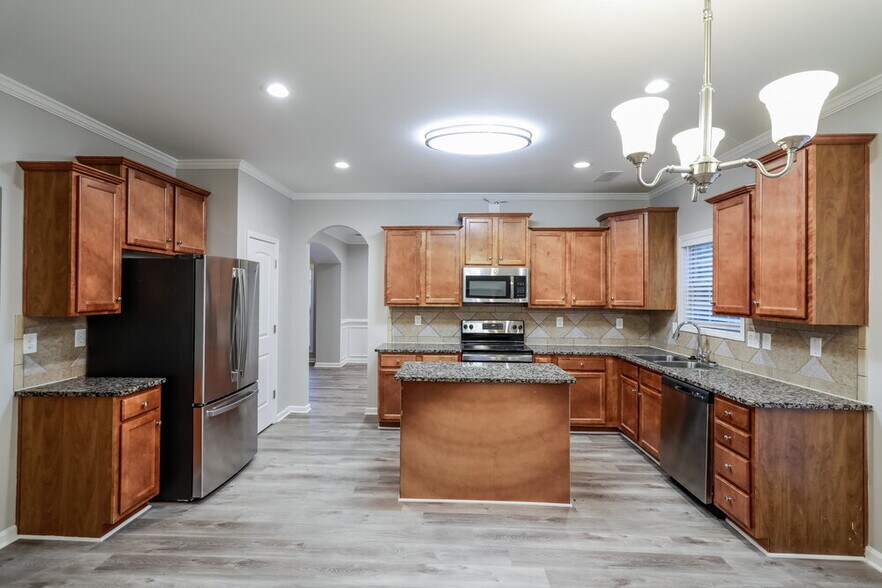 Building Photo - 2054 Jessica Way