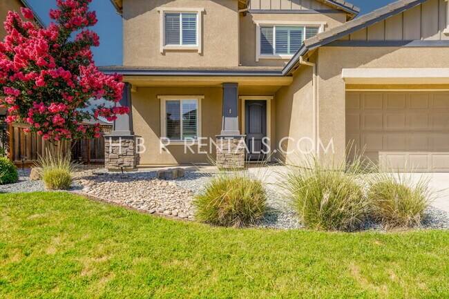 Building Photo - 906 River Bend Dr