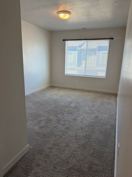 Building Photo - 3721 Soft Whisper Wy