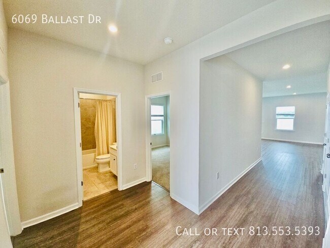 Building Photo - 6069 Ballast Dr
