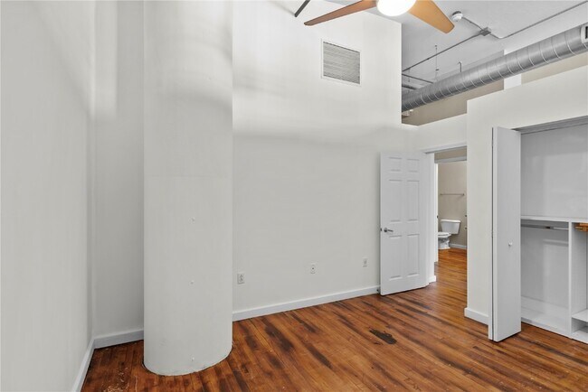 Building Photo - 1520 Washington Ave