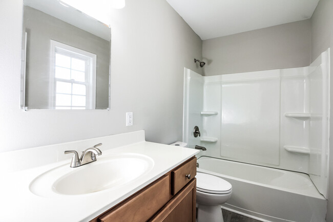 Building Photo - Charming Myrtle Beach Home