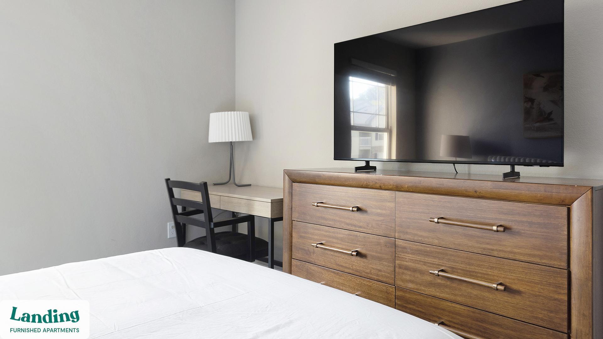 Building Photo - 400 Legends Terrace Dr