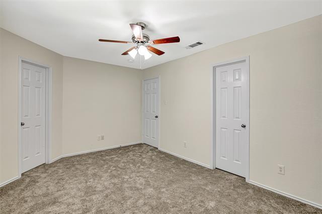 Building Photo - 7009 Wind Row Dr