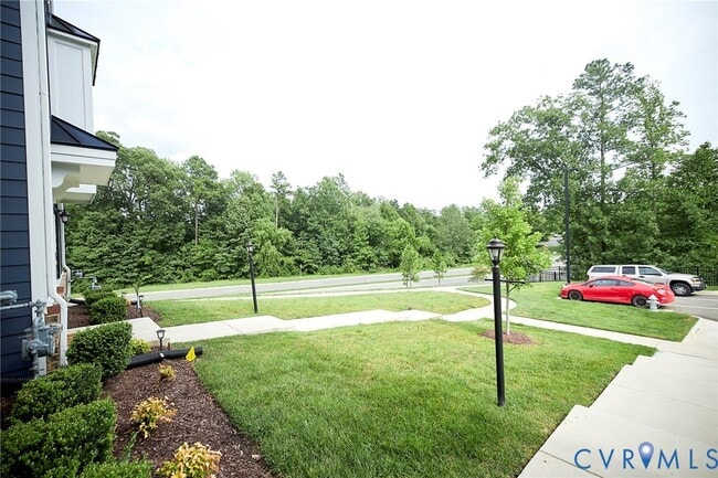 Building Photo - 11190 Winding Brook Terrace Dr