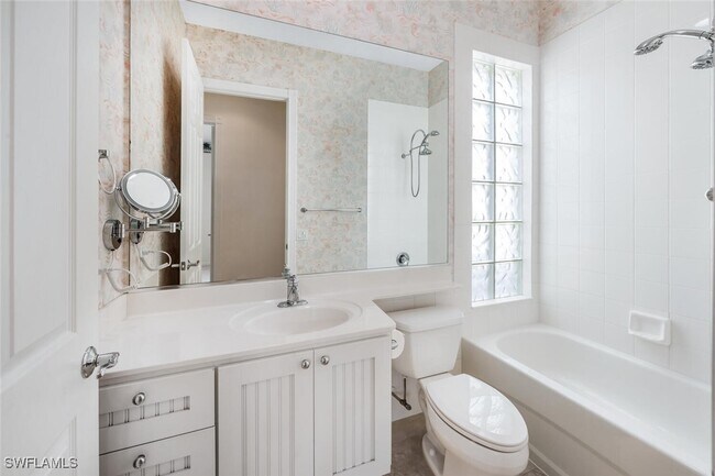 Building Photo - 8511 Alessandria Ct