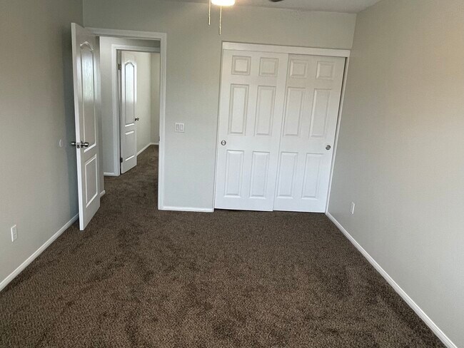 Building Photo - 1974 Arroyo Viejo Dr