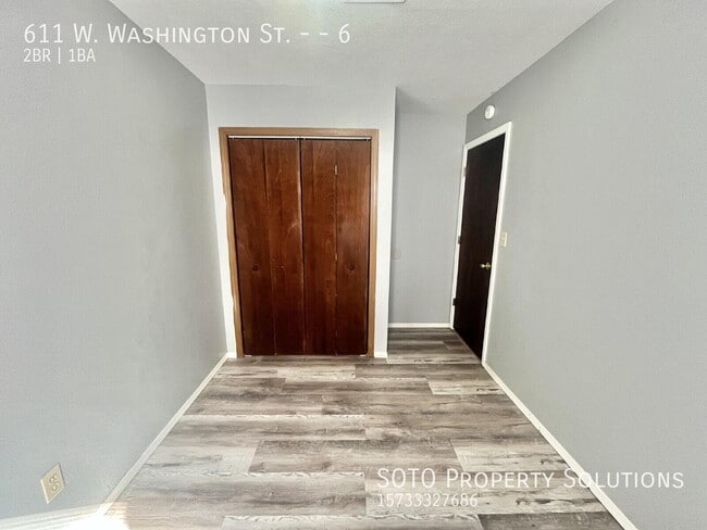 Building Photo - 611 W Washington St
