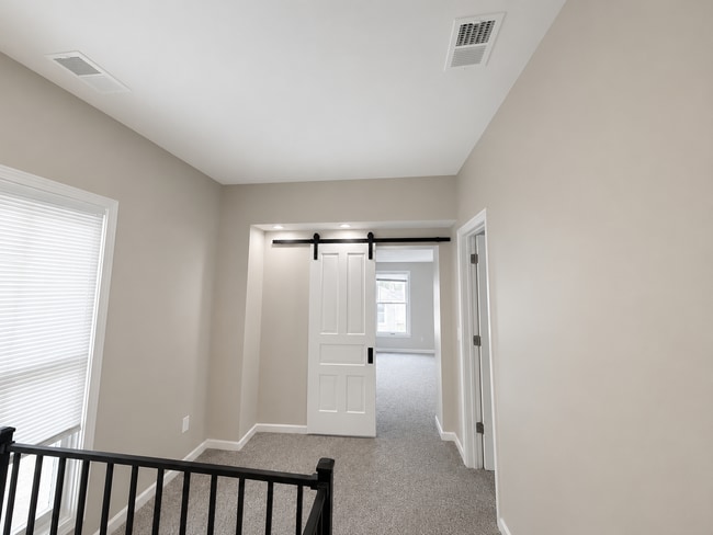 Building Photo - 704 Axtell St