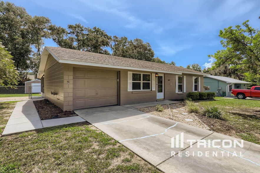 Building Photo - 36437 Bristol Cir