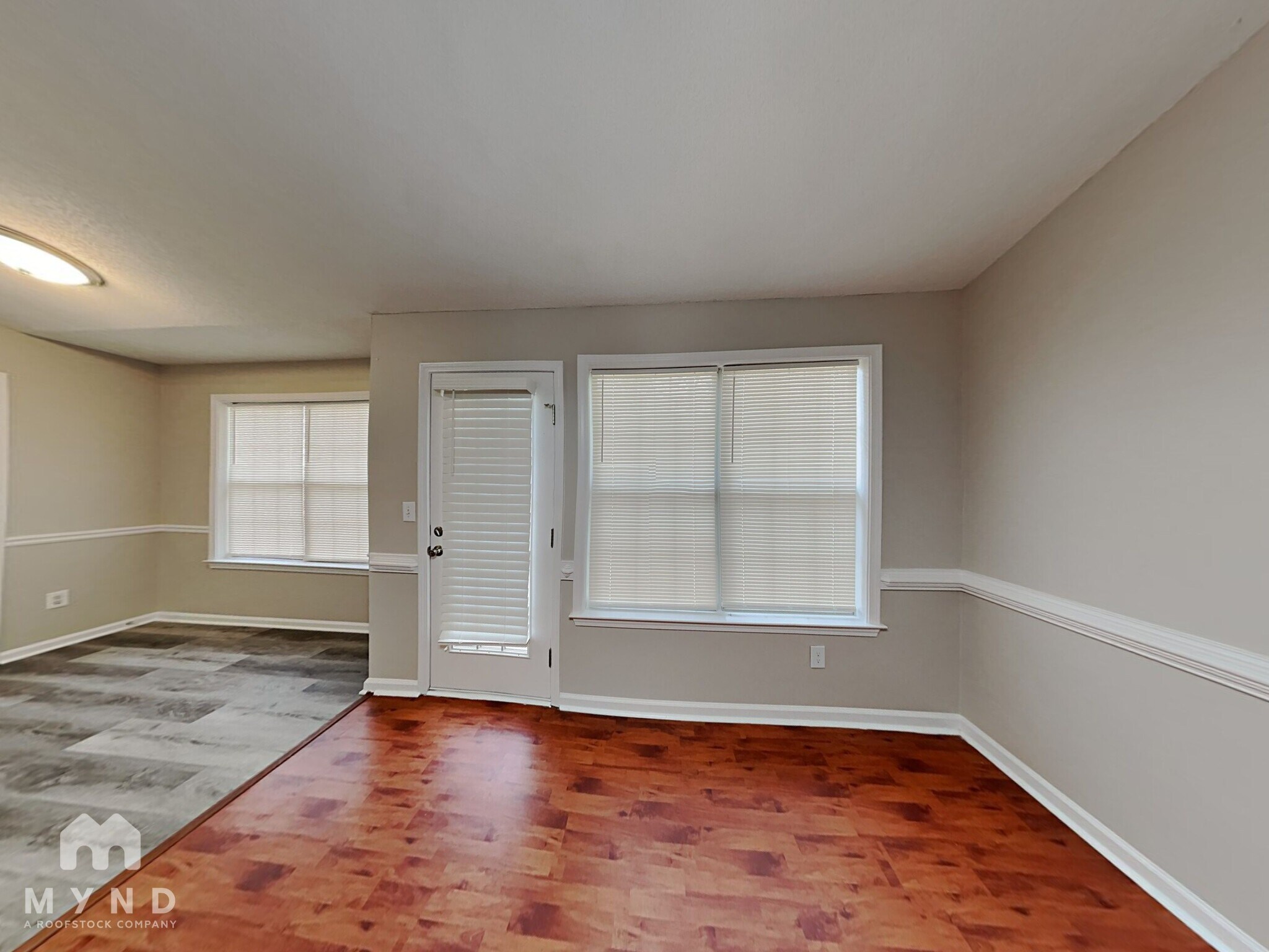 Building Photo - 10576 Sourwood Ct