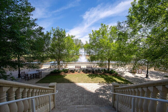 Building Photo - 404 Kelly Plantation Dr