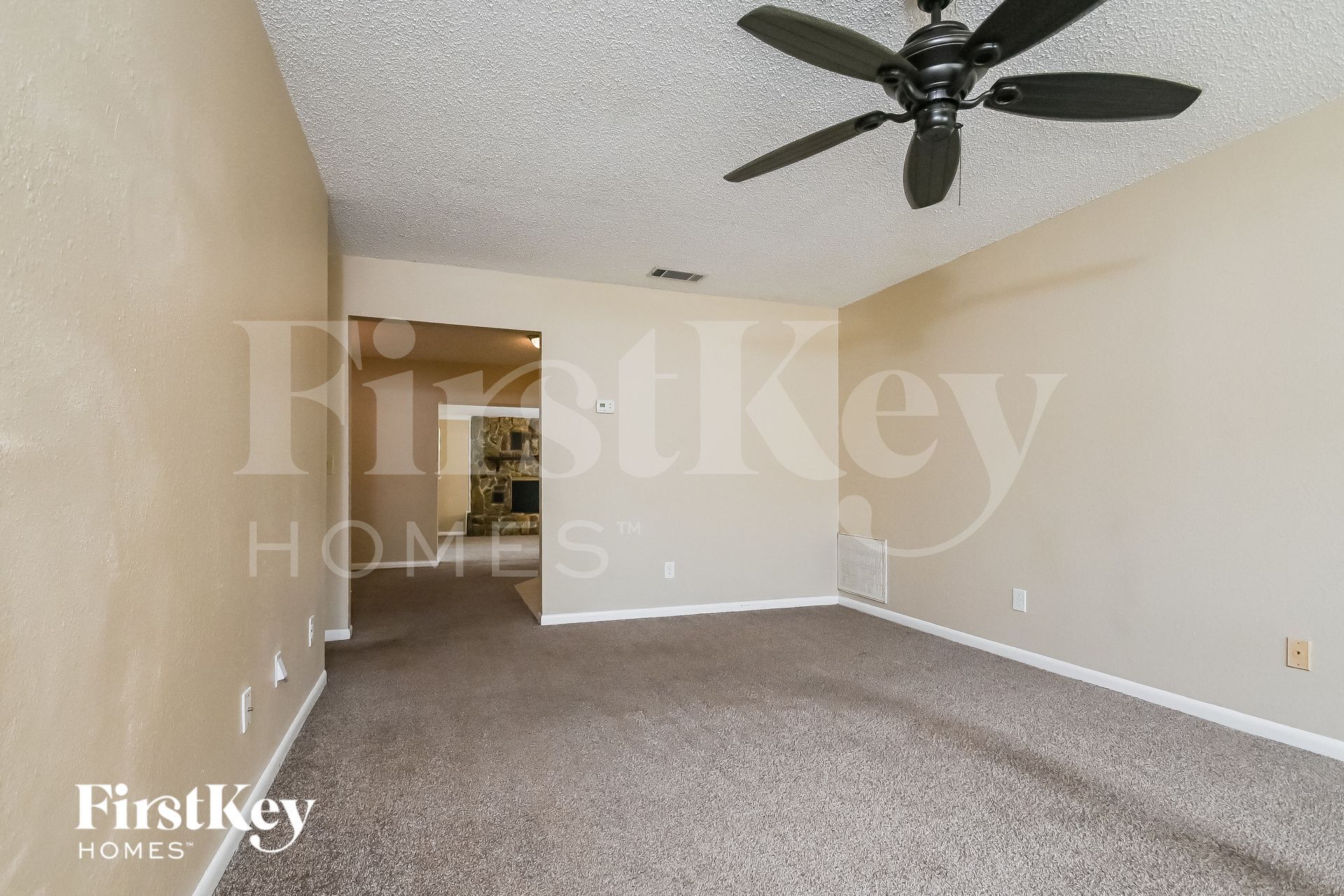 Building Photo - 1104 Tiburon Dr