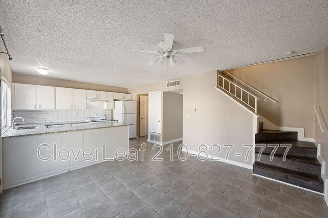 Building Photo - 6605 Spring Hurst Dr
