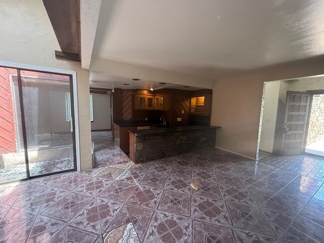Building Photo - 7407 Kings Manor Ct