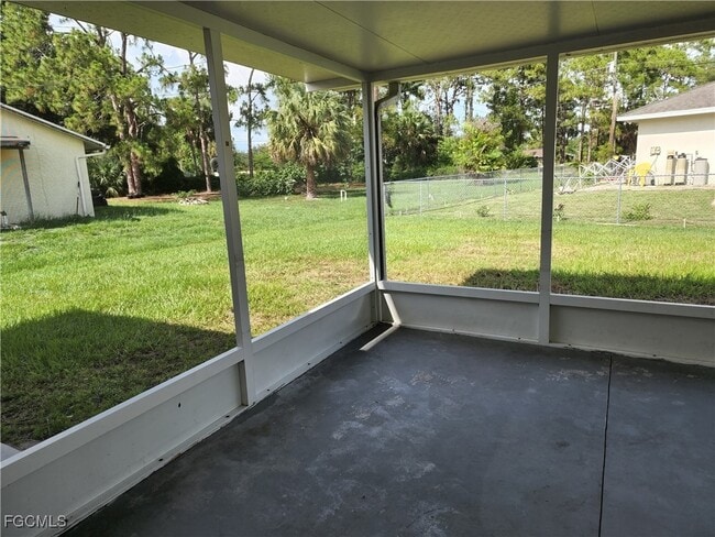 Building Photo - 100 Roosevelt Ave