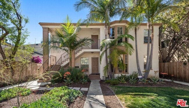 Building Photo - 1335 S Roxbury Dr