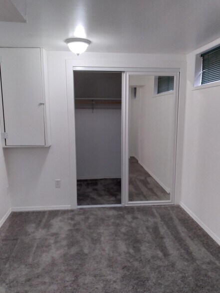 Building Photo - 31265 E Lake Morton Dr SE