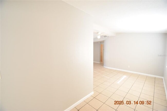 Building Photo - 3804 E 32nd Ave