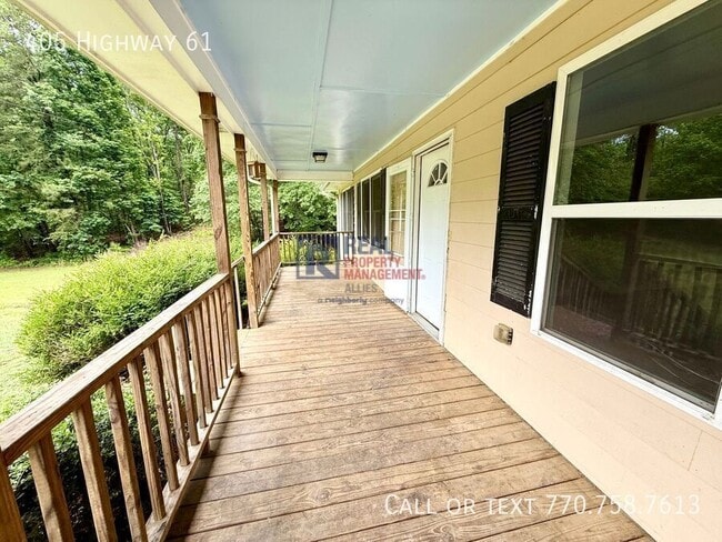 Building Photo - 405 GA-61