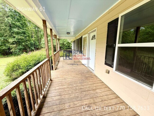 Building Photo - 405 Highway 61-