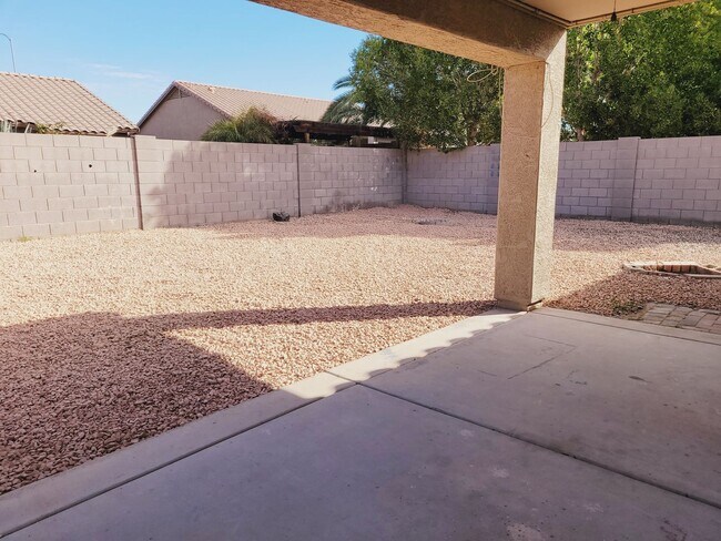 Building Photo - Mesa 3 bedroom home for rent!
