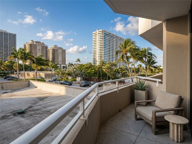 Building Photo - 1985 S Ocean Dr