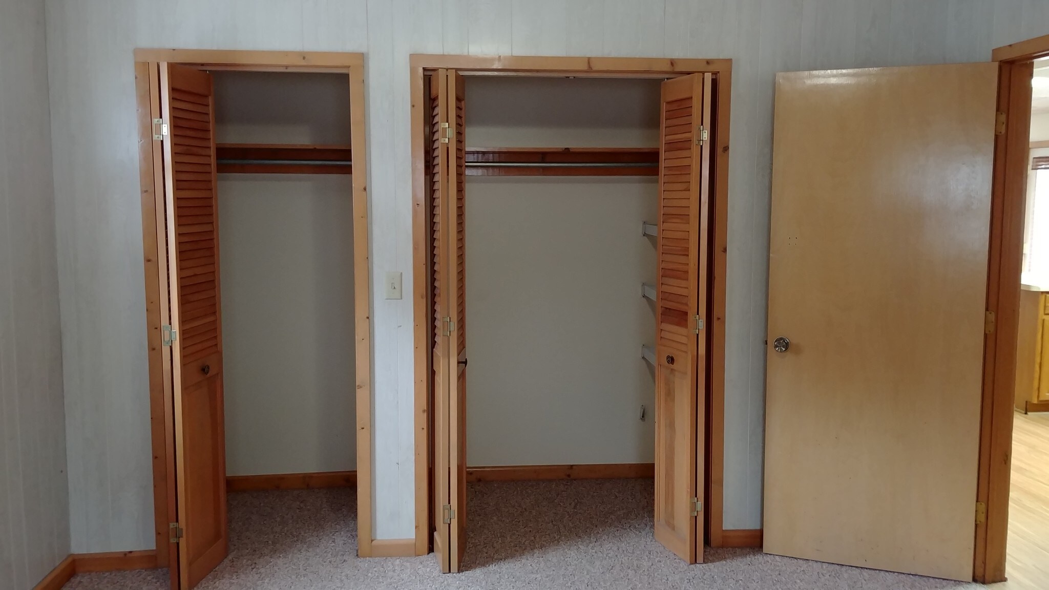 2 closets in bedrm #2 - 3967 Riverview Ln