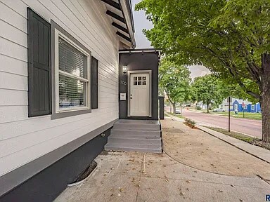 Front Door - 700 S Grange Ave