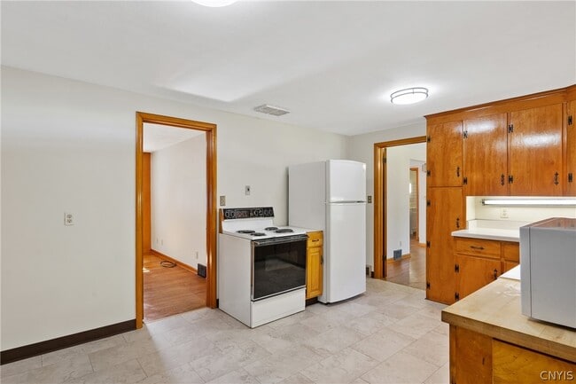 Building Photo - 107 Overlook Dr