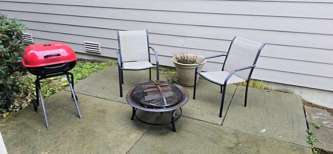 Building Photo - 8532 Willowberry Ave NW