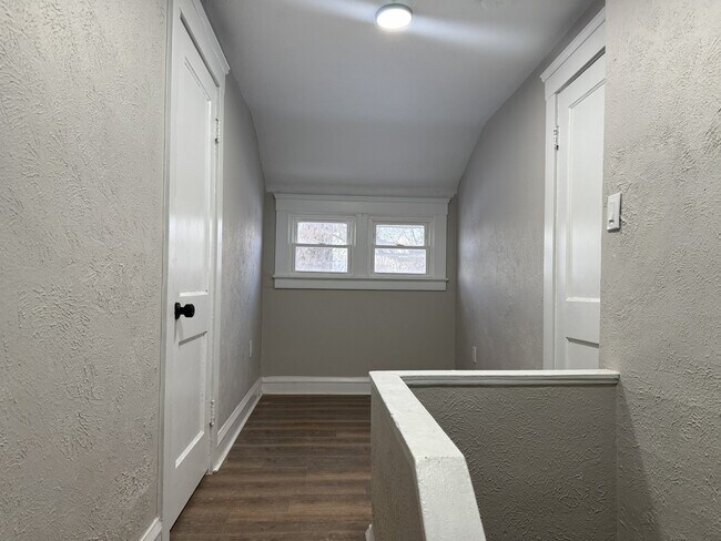 Building Photo - 12708 Revere Ave