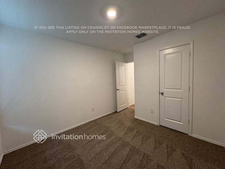 Building Photo - 1339 Mosely Cir