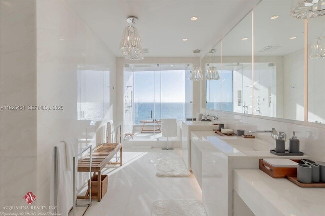 Building Photo - 17975 Collins Ave