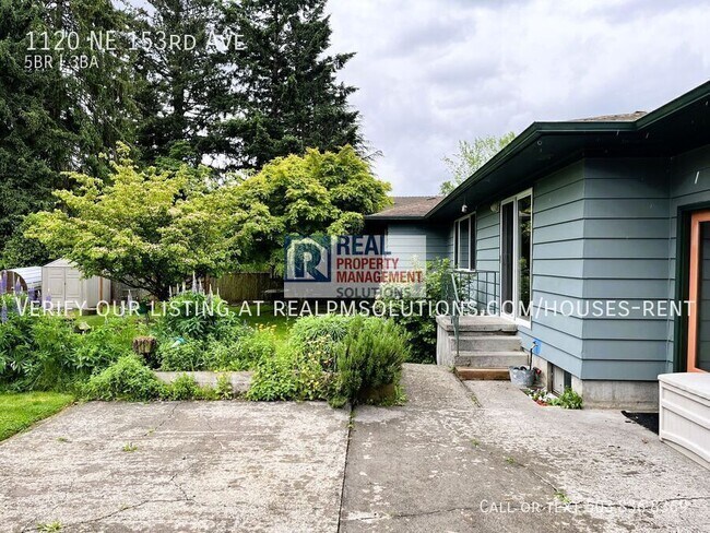 Building Photo - 1120 NE 153rd Ave