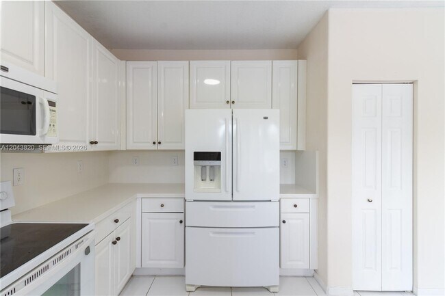 Building Photo - 1473 SW 158th Ave