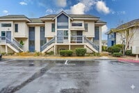 Building Photo - Welcome to this beautiful 1,042 sq. ft. condo offering modern comfort in a prime location!