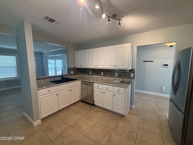 Building Photo - 7312 Rodgers Dr