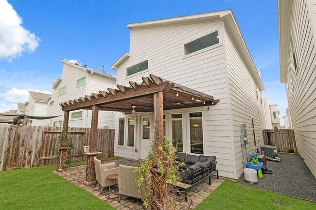 Building Photo - 5415 Robusto Pl