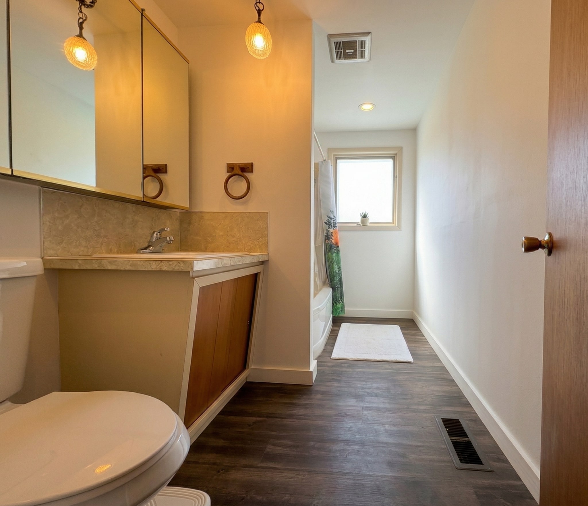 Building Photo - 17253 33rd Ave S