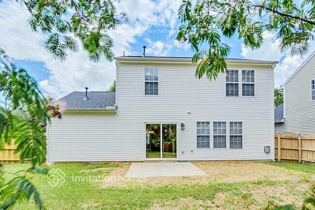 Building Photo - 6317 Saybrooke Dr