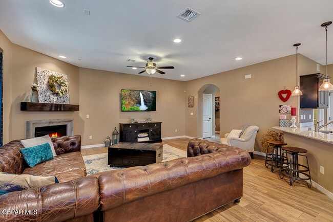 Building Photo - 12165 Dome Ct