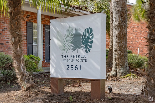 Building Photo - The Retreat at Palm Pointe - SMP