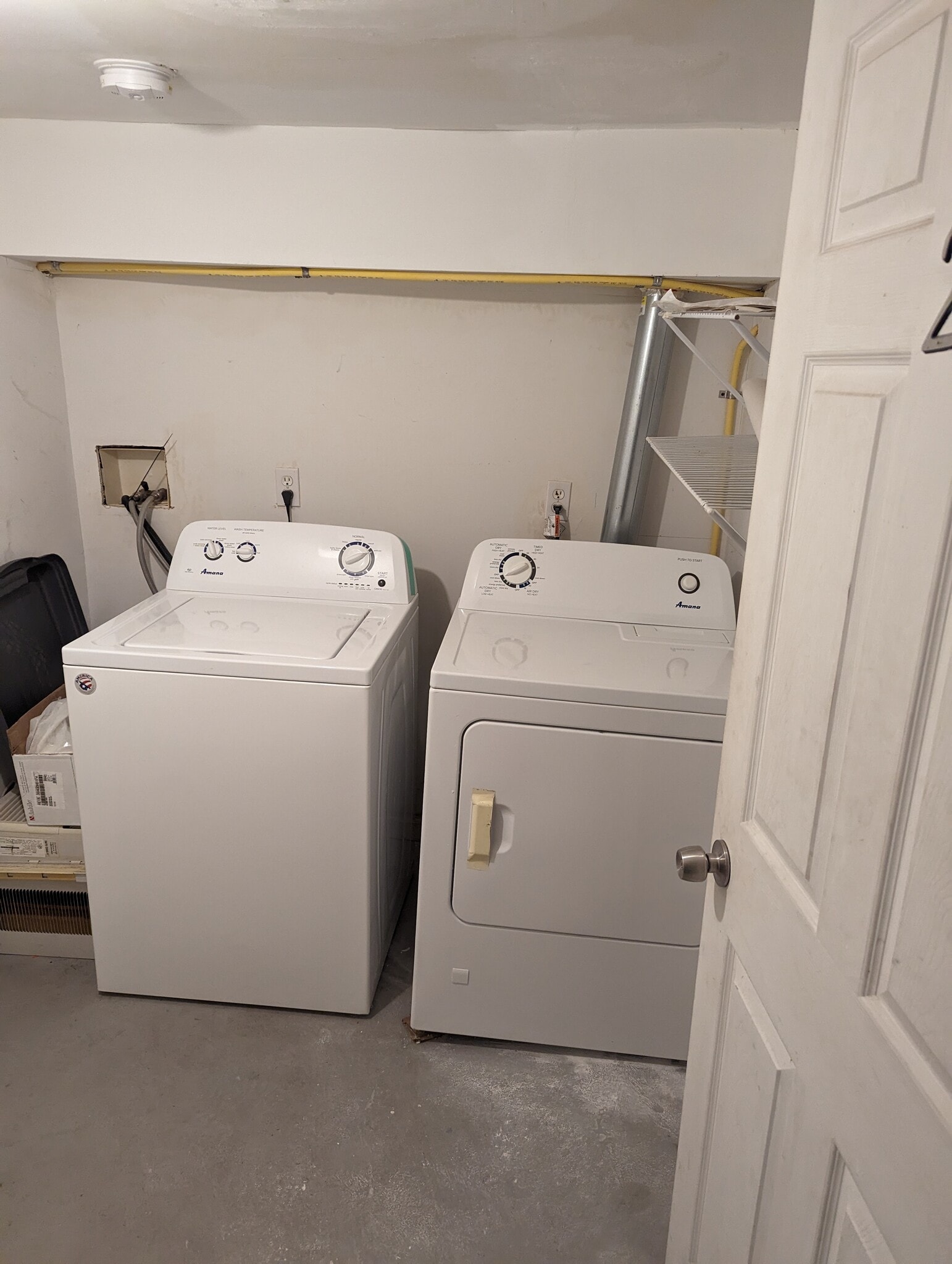 Building Photo - 162 Griffith St