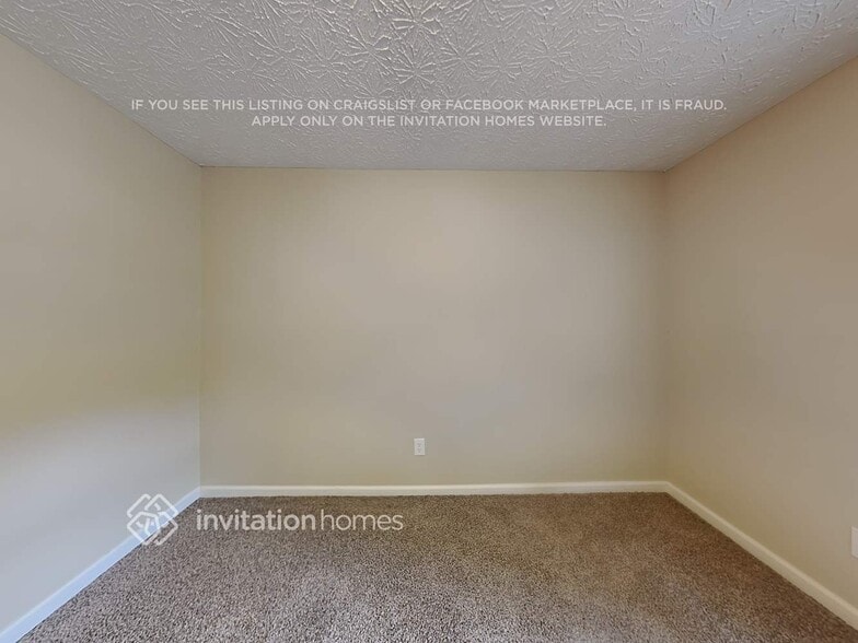 Building Photo - 204 Hawkins Farm Cir