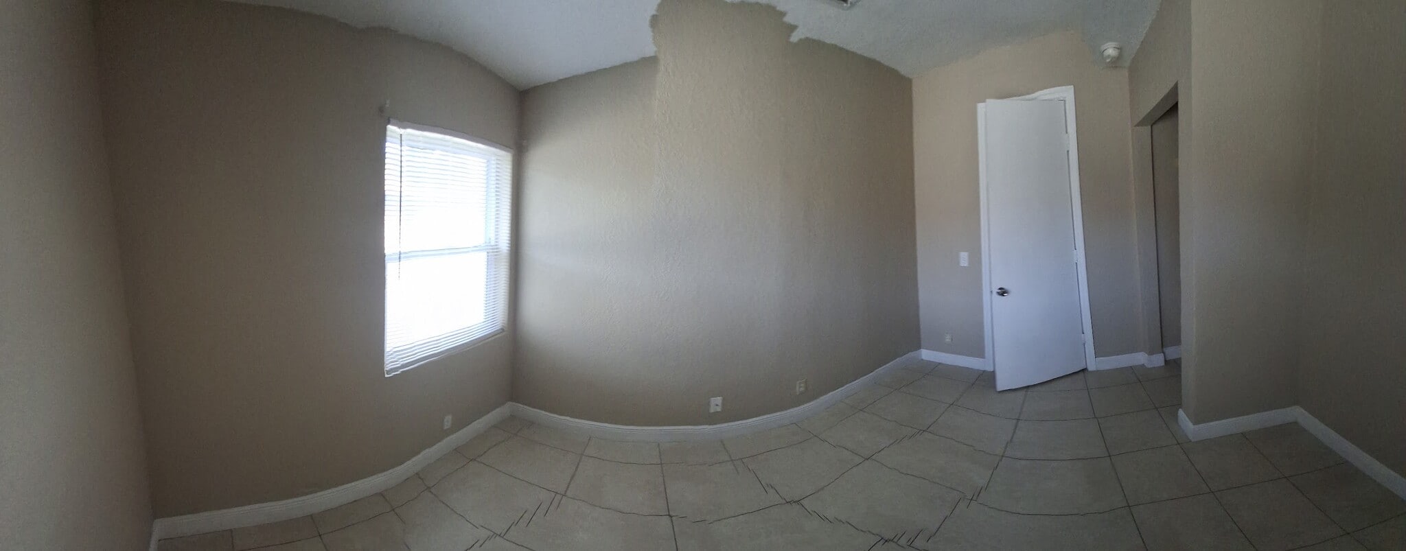 Building Photo - 2820 Avenue S