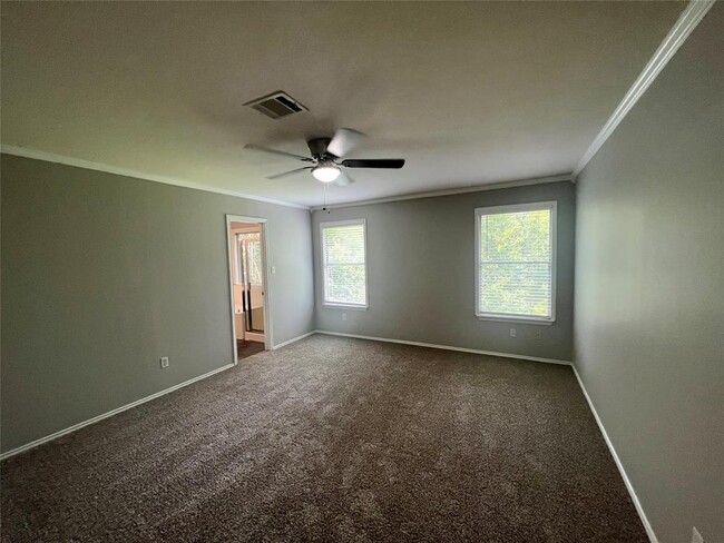 Building Photo - 1466 David Curry Dr