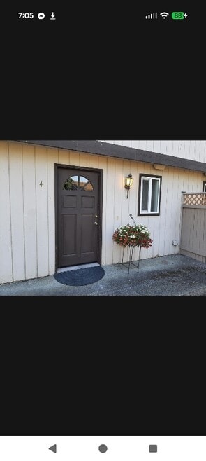 Building Photo - 4617 80th St NE